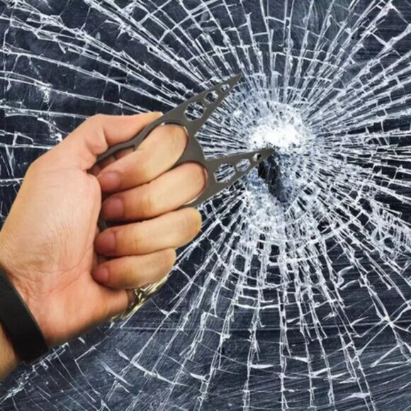 Black Cat Self Defense Keychain - Picture 5 of 5